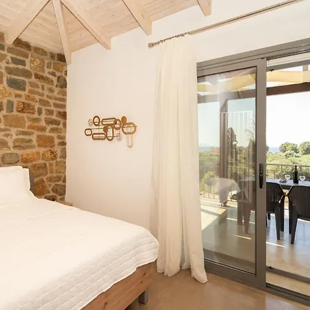 Szálloda Lithos Finikúnda