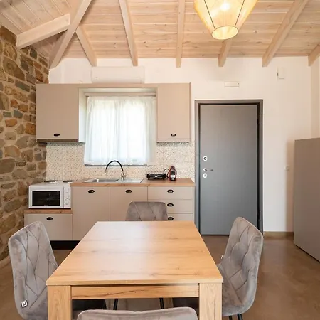 Lithos Szálloda Finikúnda