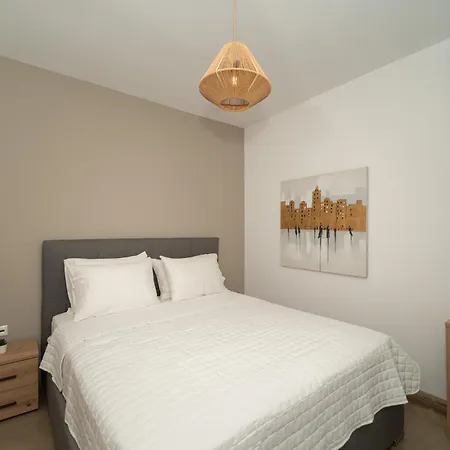 Отель Lithos Финикунда