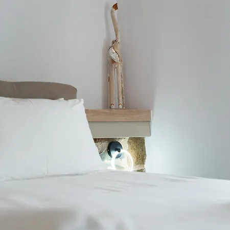 Lithos Финикунда