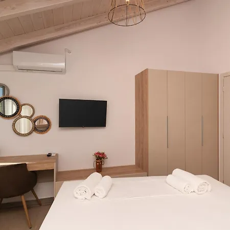 Lithos * Финикунда