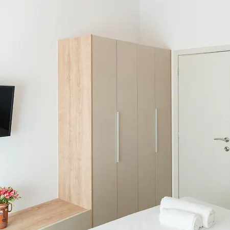 Lithos Szálloda Finikúnda