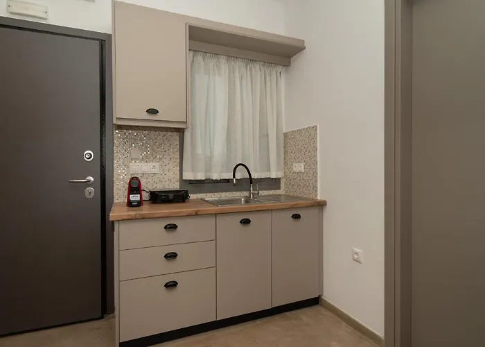 Hotel Lithos Finikounda