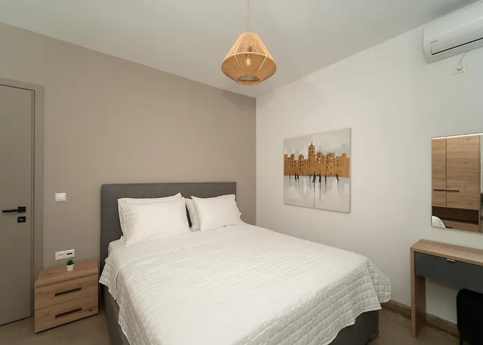 Hotel Lithos Finikounda