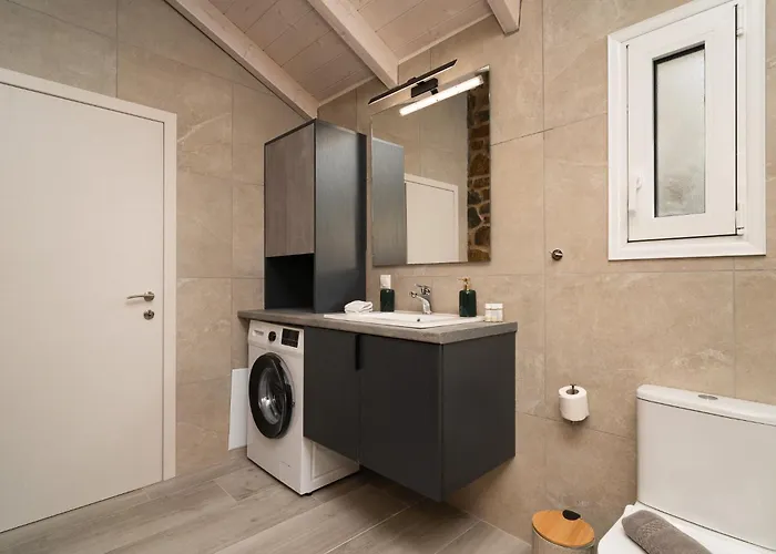 Lithos Hotel Finikounda